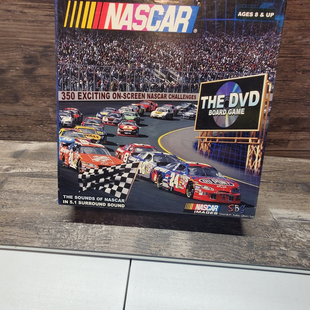 Nascar The DVD Board Game‎ 2005 racing family fun